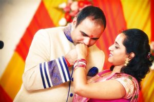 Read more about the article Candid Wedding Photography Tips: Expert Techniques for Capturing Authentic Moments